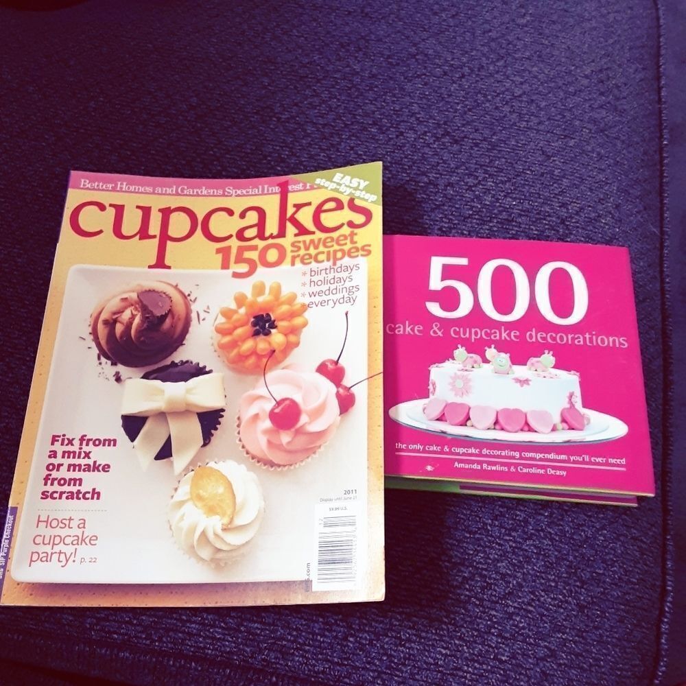 Cupcake and Cake Cookbooks Set of Two One‎ Hardbound One Soft